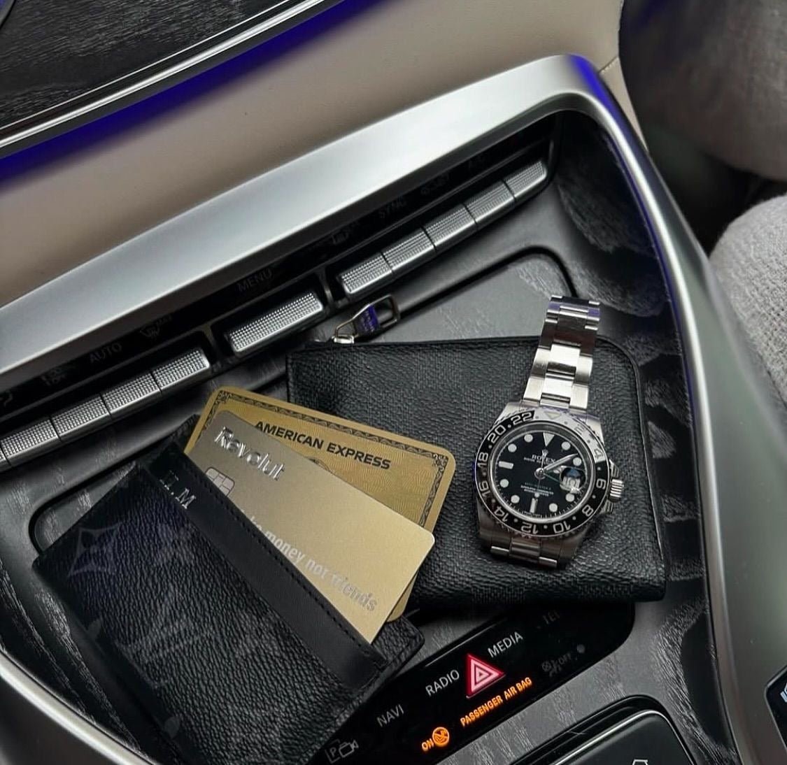 Eclipse 5-Slot Card Holder for Men – Slim Wallet + Free Keychain - Karobaar