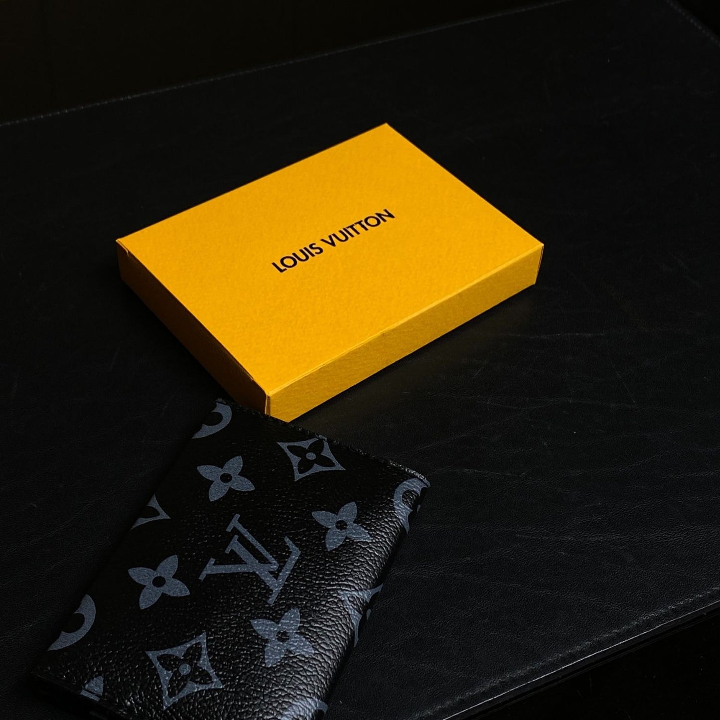 Monogram - M14918 - Eclipse Slim Wallet – Canvas with 4 Card Slots - Karobaar