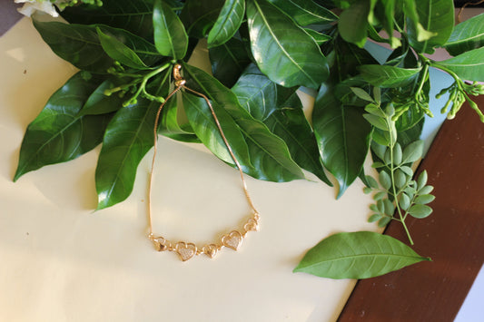 Heart String Bracelet - Karobaar