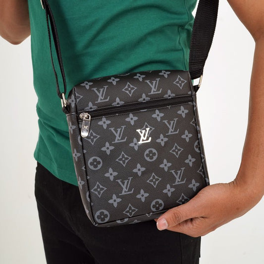 Luxury Unisex Textured Crossbody Bag – A Timeless Investment - Karobaar