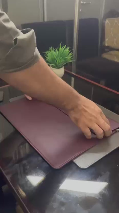 Tri Sleeve (3-in-1 Laptop Sleeve)