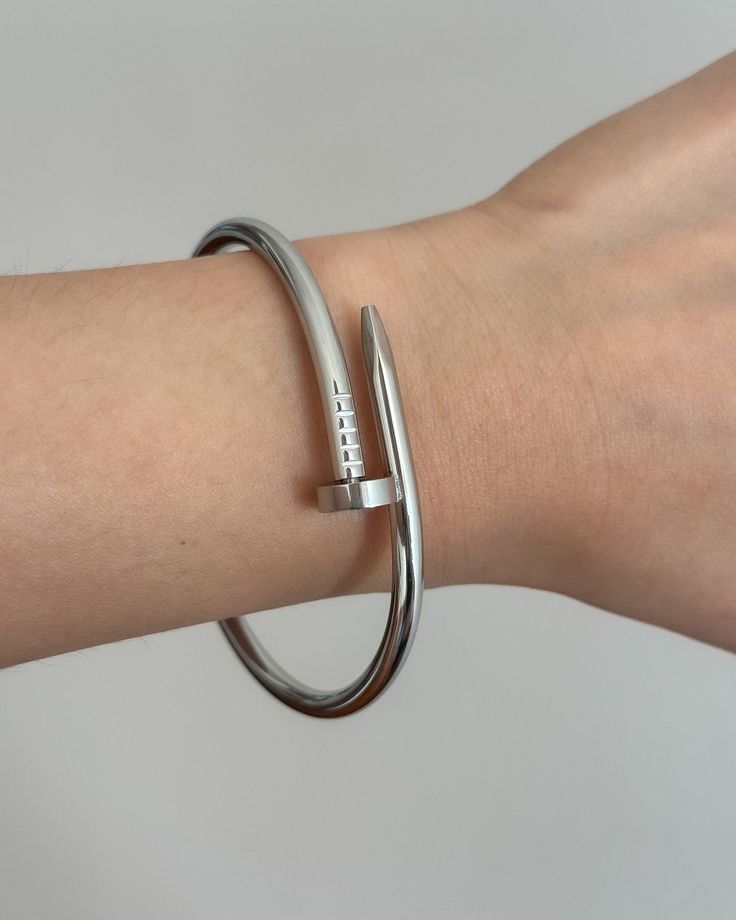 CARTIER Nail Bracelet - Karobaar
