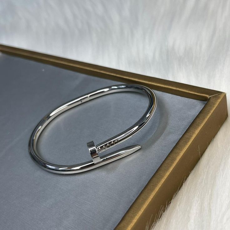 CARTIER Nail Bracelet - Karobaar